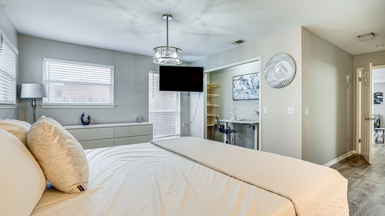 Photo of Bedroom in Leon Valley