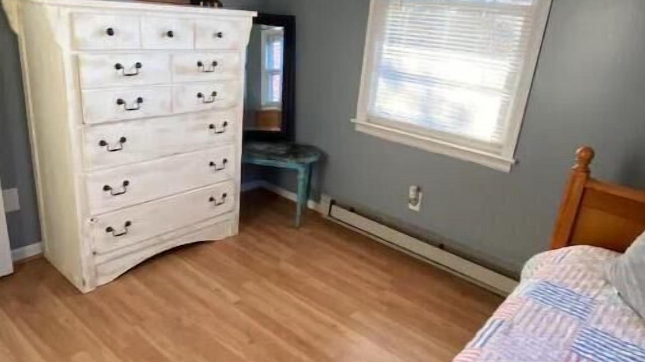 Photo of Bedroom in Madison Heights