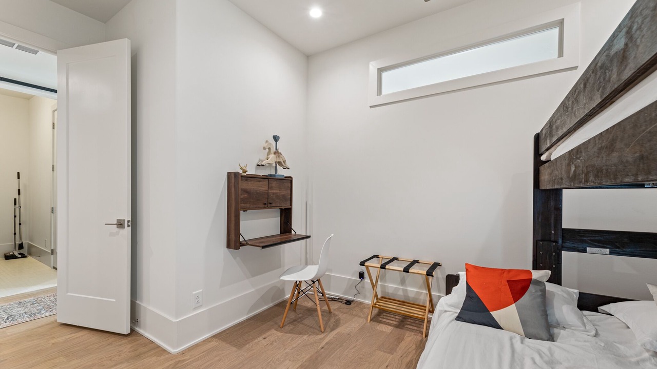 Photo of Bedroom in Chattahoochee Hills
