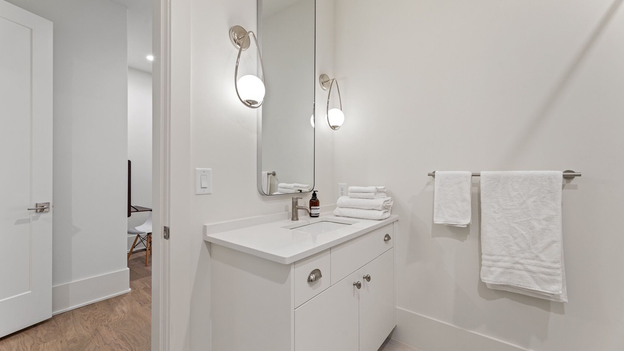 Photo of Bathroom in Chattahoochee Hills