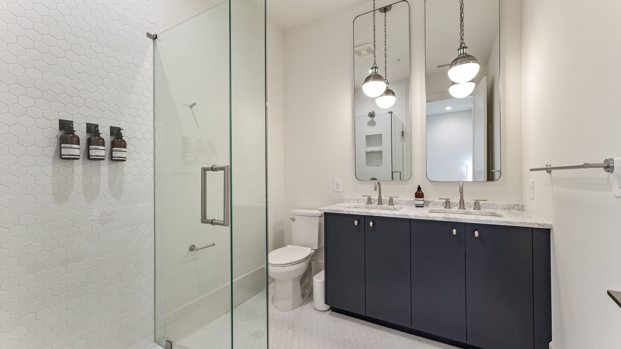 Photo of Bathroom in Chattahoochee Hills