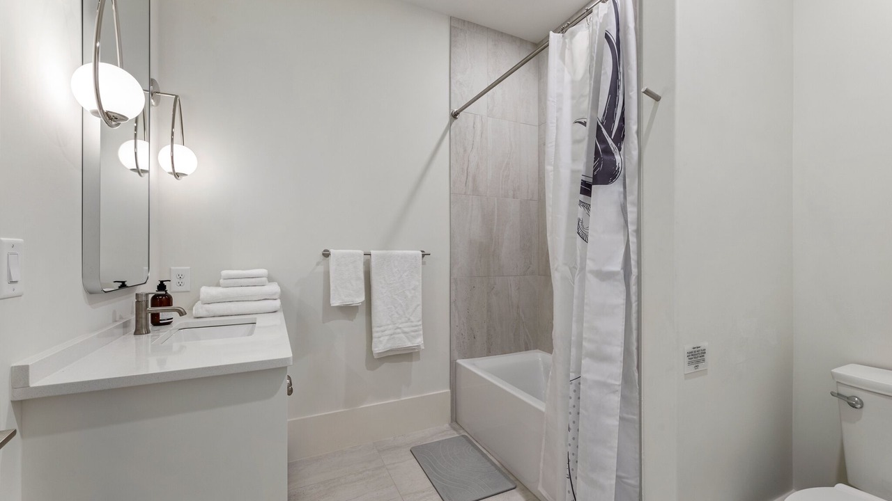 Photo of Bathroom in Chattahoochee Hills