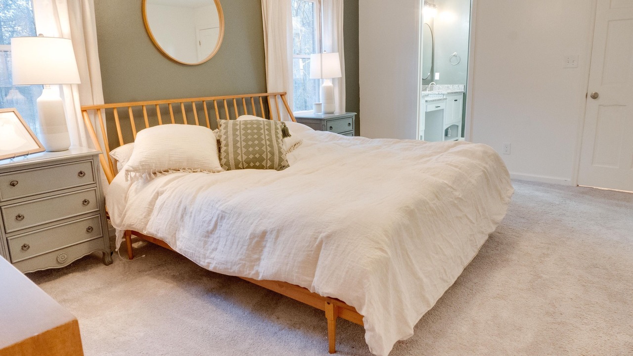 Photo of Bedroom in Evans