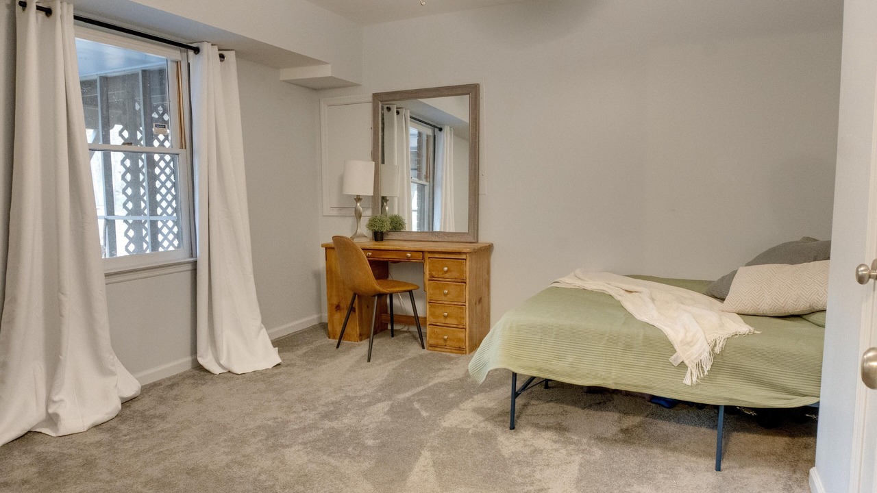 Photo of Bedroom in Evans