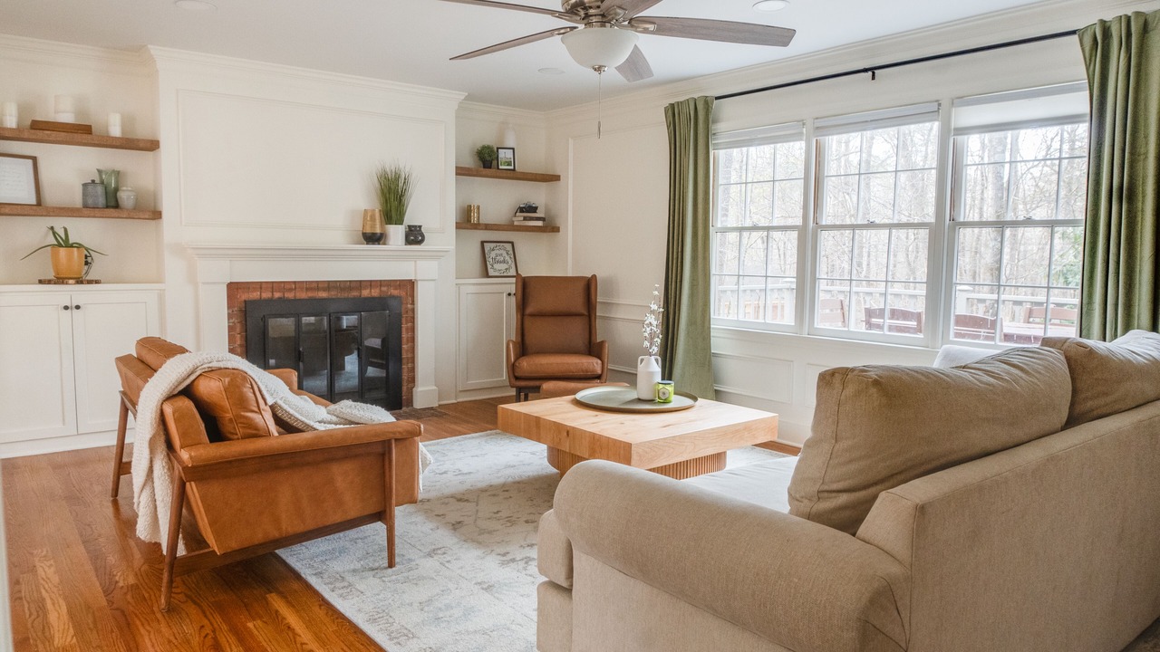 Photo of Livingroom in Evans