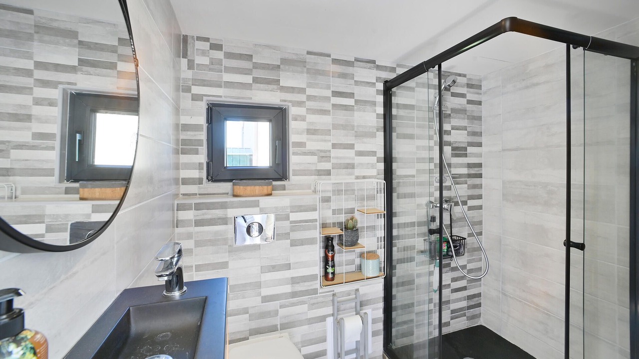 Photo of Bathroom in Bagnols-sur-Ceze