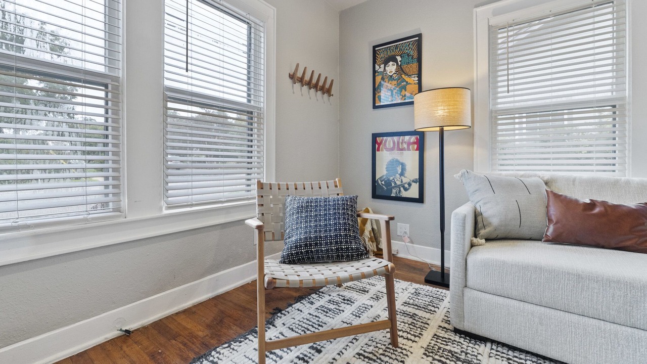 Photo of Livingroom in North University