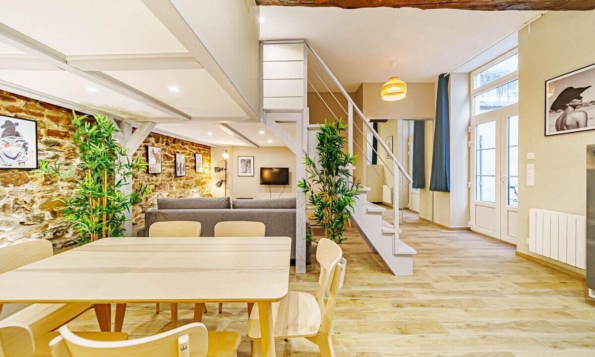 Photo of Others in Saint Michel - Mairie