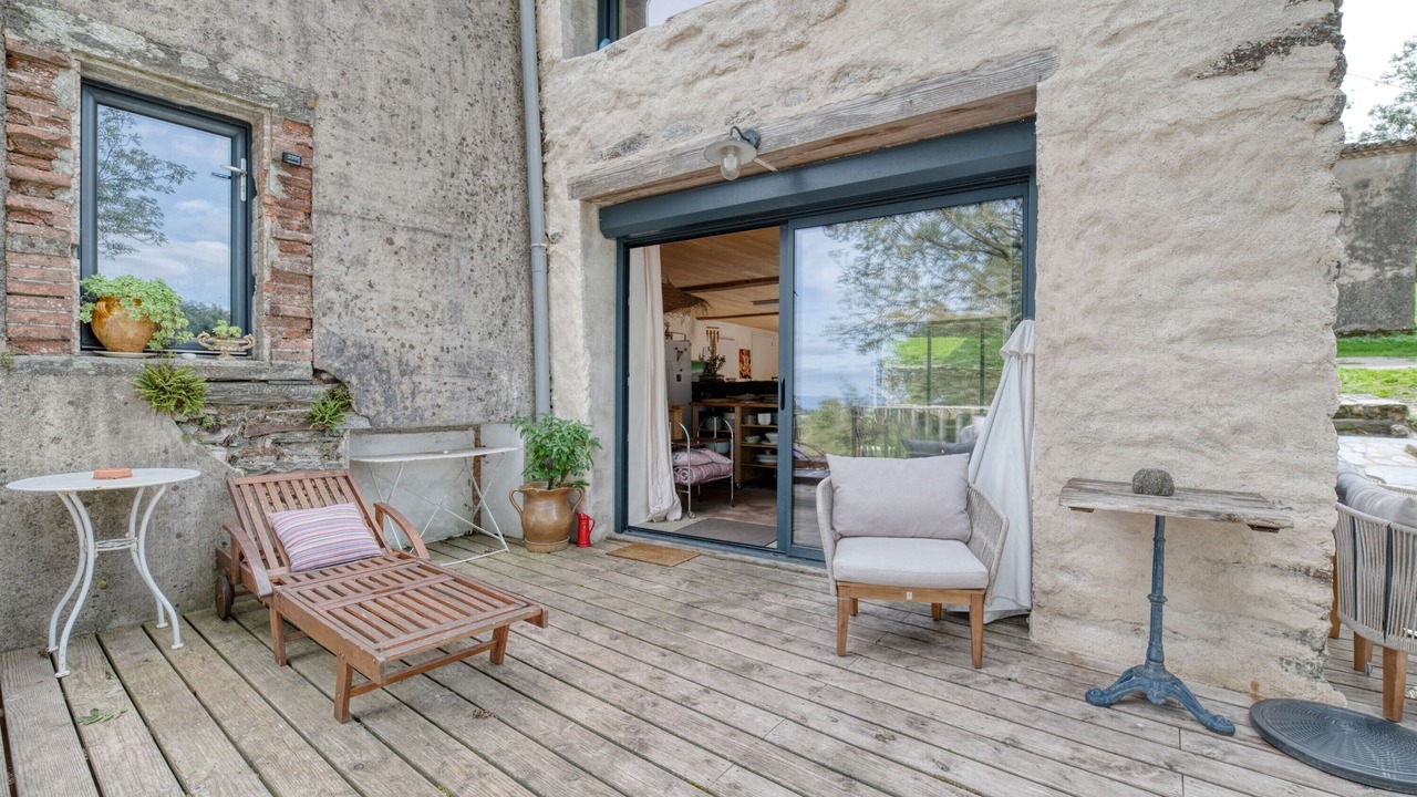 Photo of Patio Balcony in Dourgne