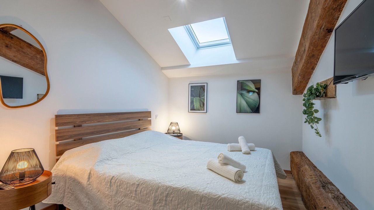 Photo of Bedroom in Le Somail