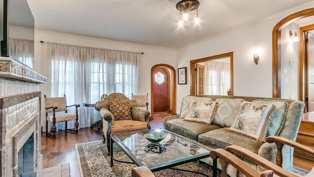 Photo of Livingroom in Guthrie