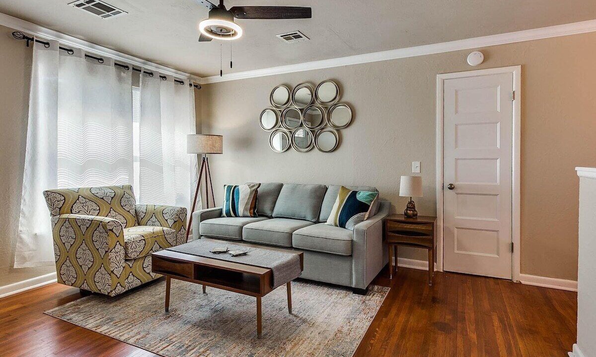 Photo of Livingroom in Central Oklahoma City