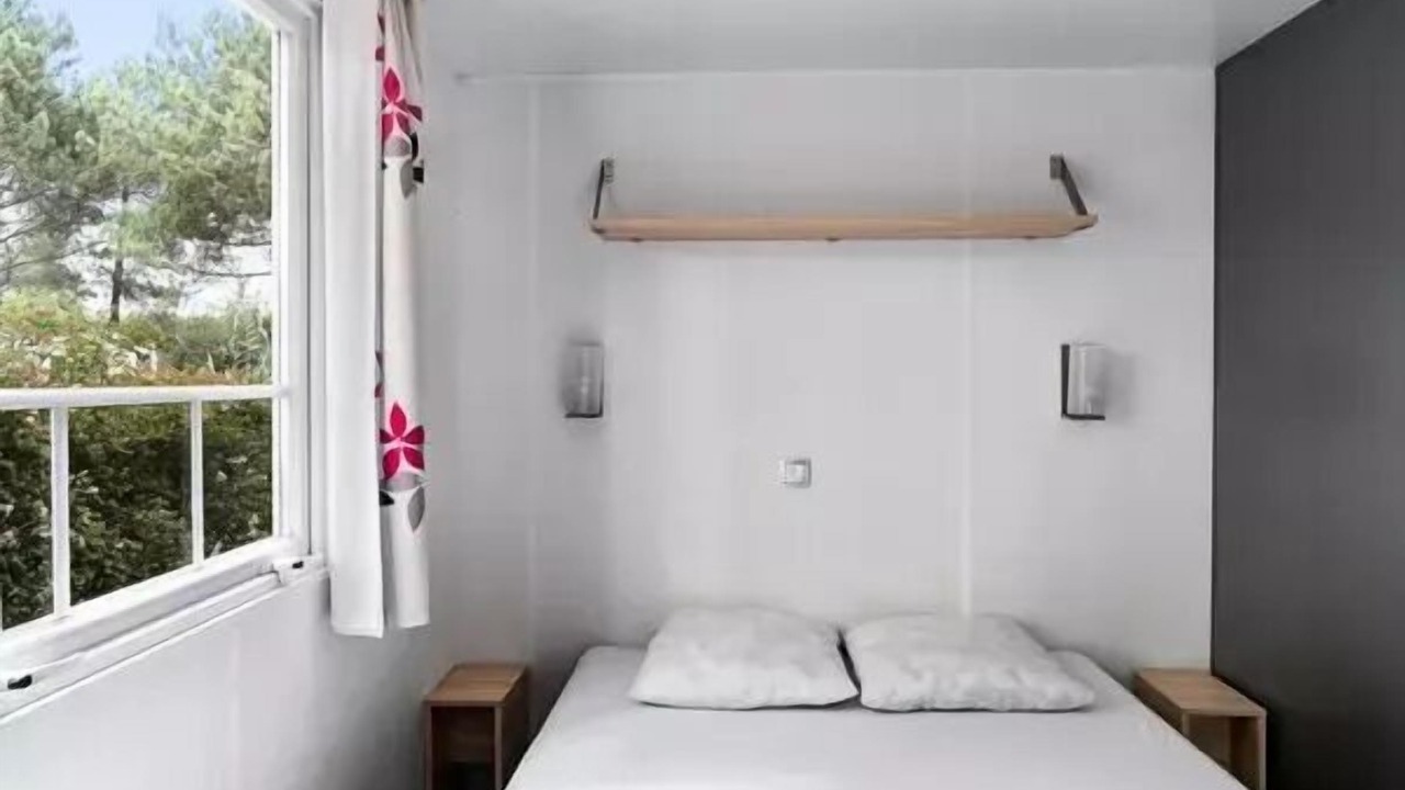 Photo of Bedroom in Nages