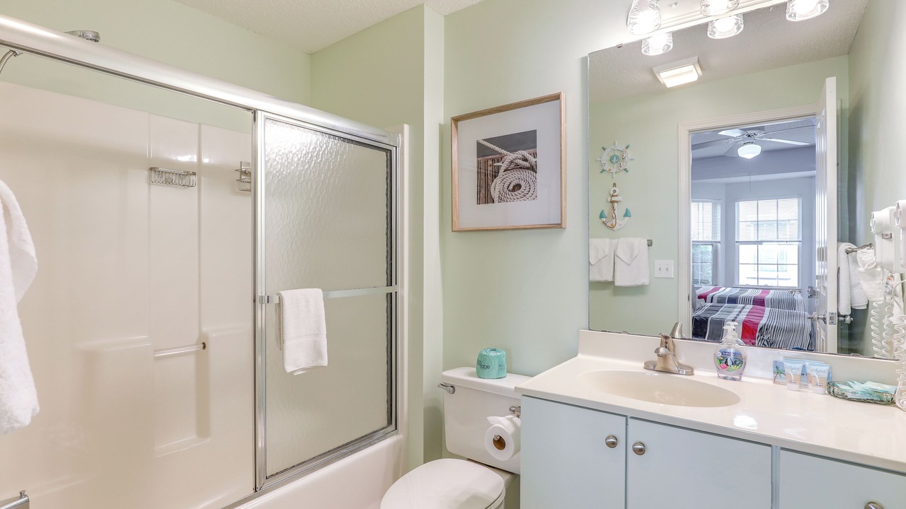 Photo of Bathroom in Red Hill