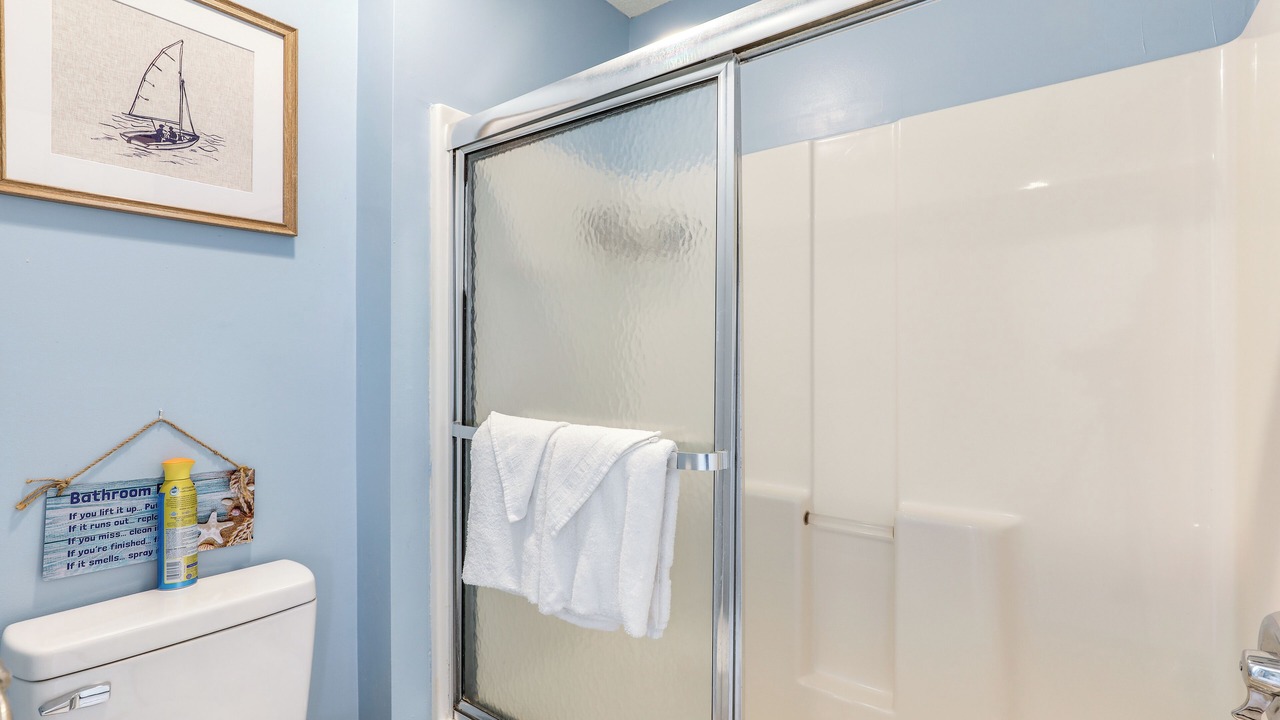 Photo of Bathroom in Red Hill
