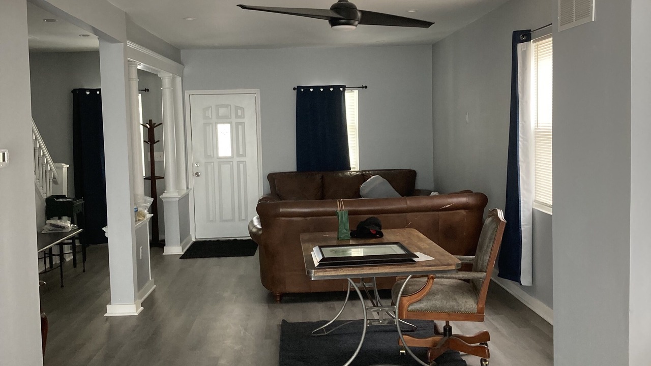 Photo of Livingroom in Lorain