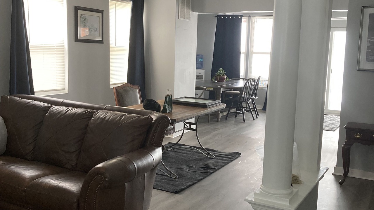 Photo of Livingroom in Lorain