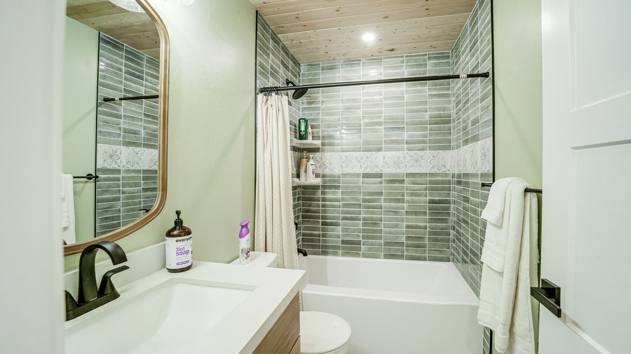 Photo of Bathroom in Munds Park
