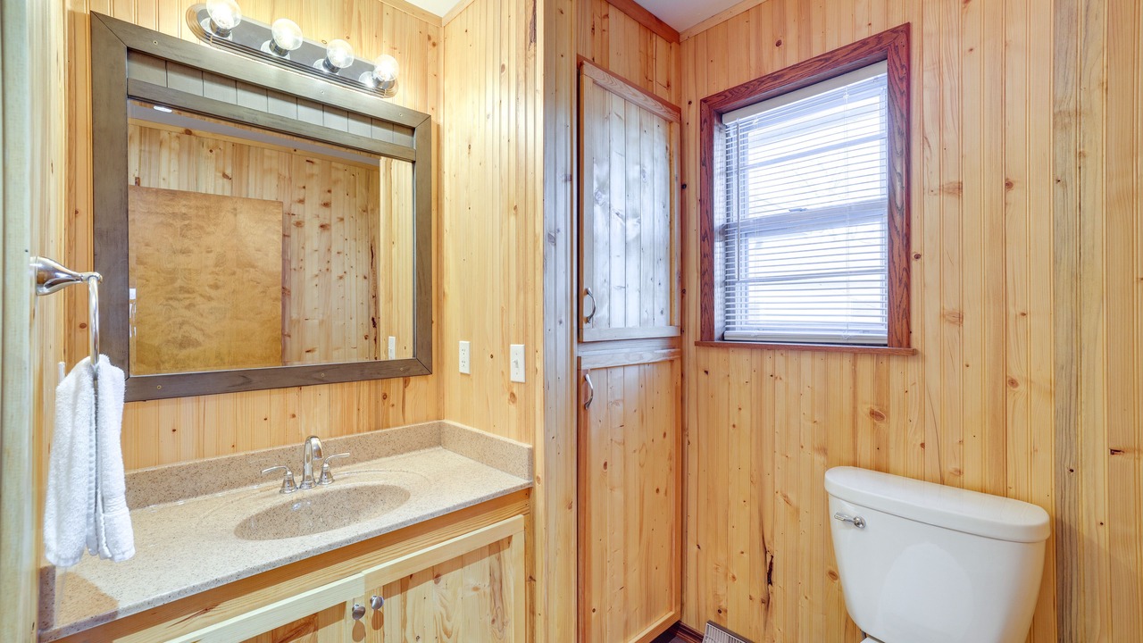 Photo of Bathroom in Pineville