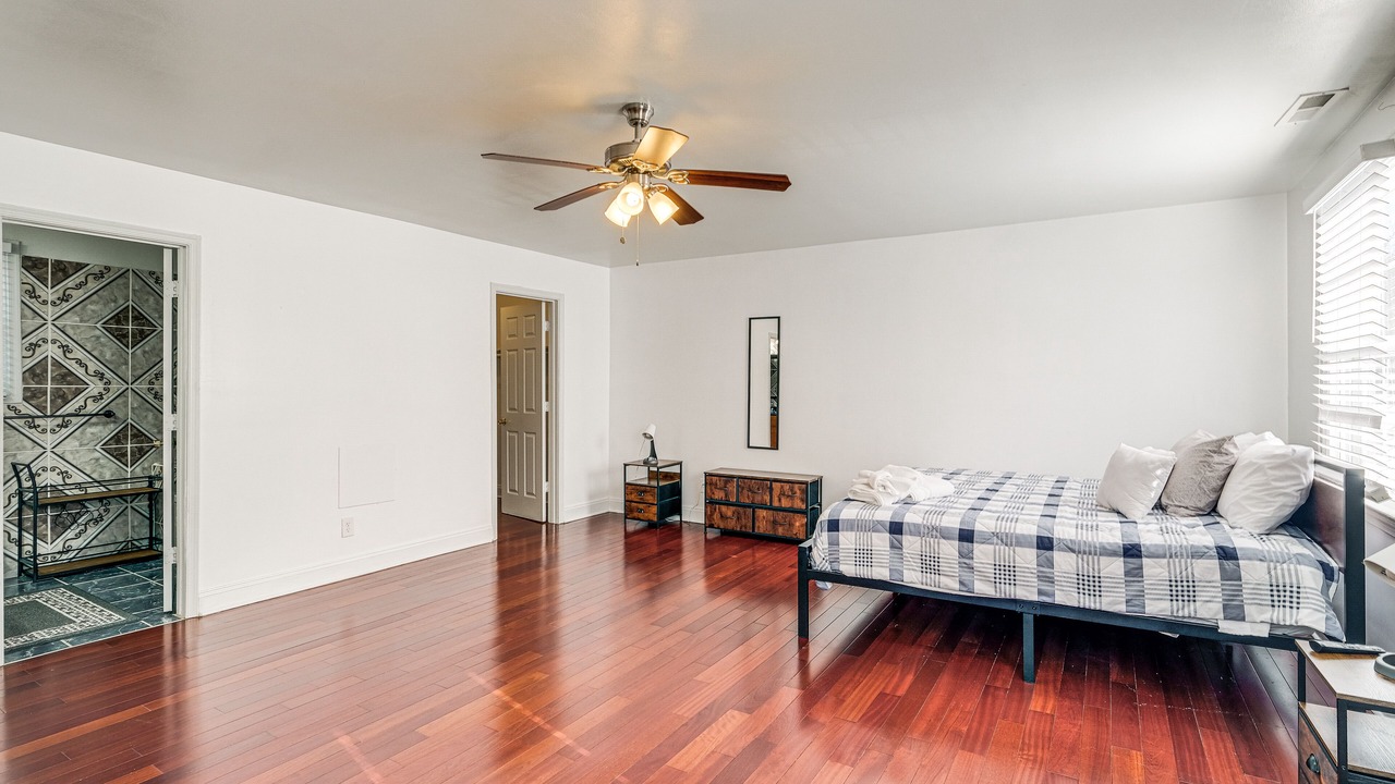 Photo of Bedroom in Silver Spring