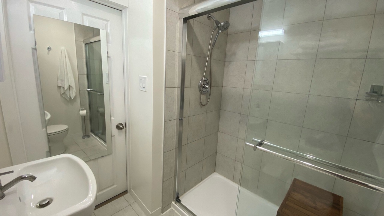 Photo of Bathroom in Louth