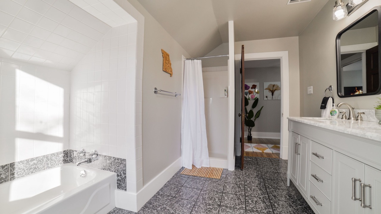 Photo of Bathroom in Cape Girardeau