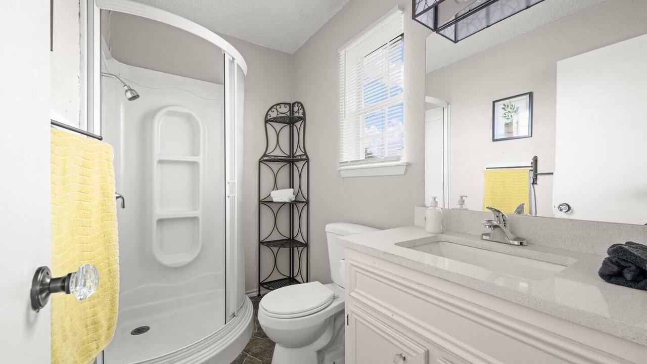 Photo of Bathroom in Calallen