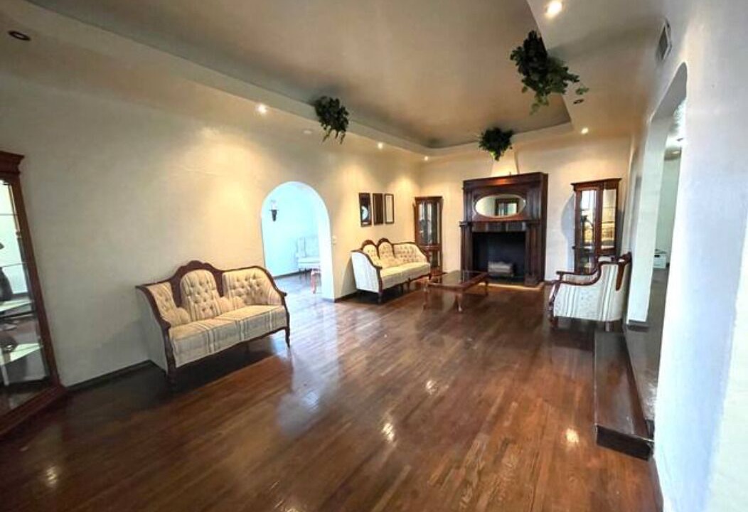 Photo of Livingroom in El Paso