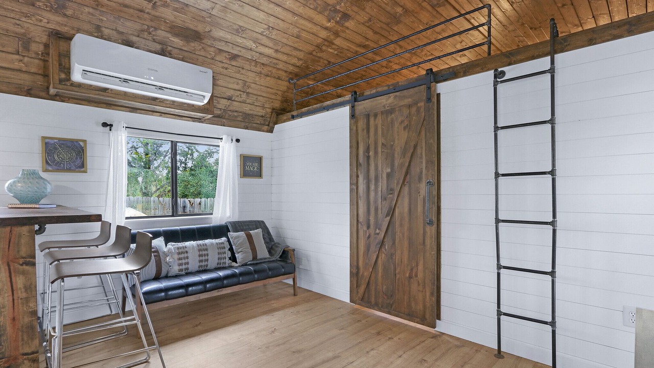 Photo of Bedroom in Wimberley