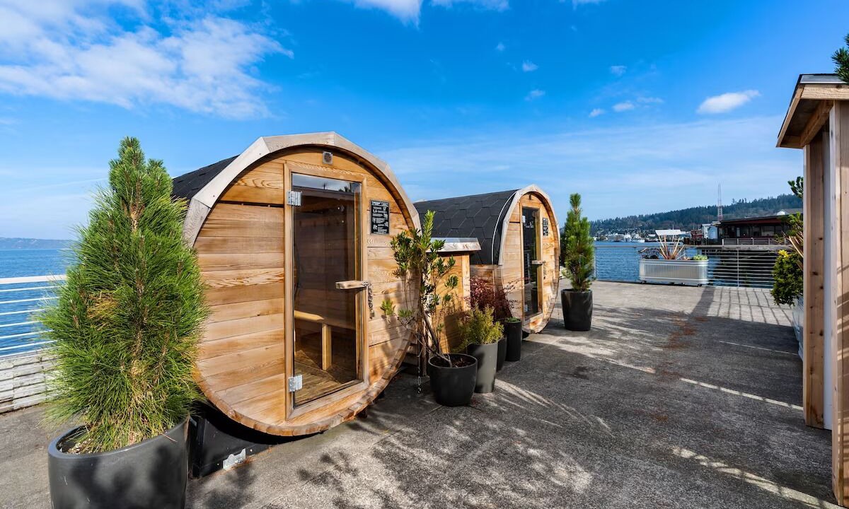 Photo of Others in Astoria