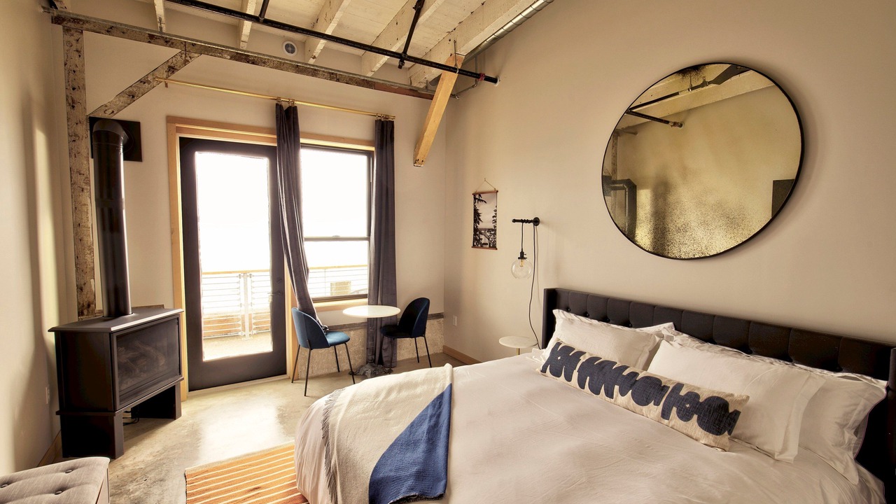 Photo of Others in Astoria