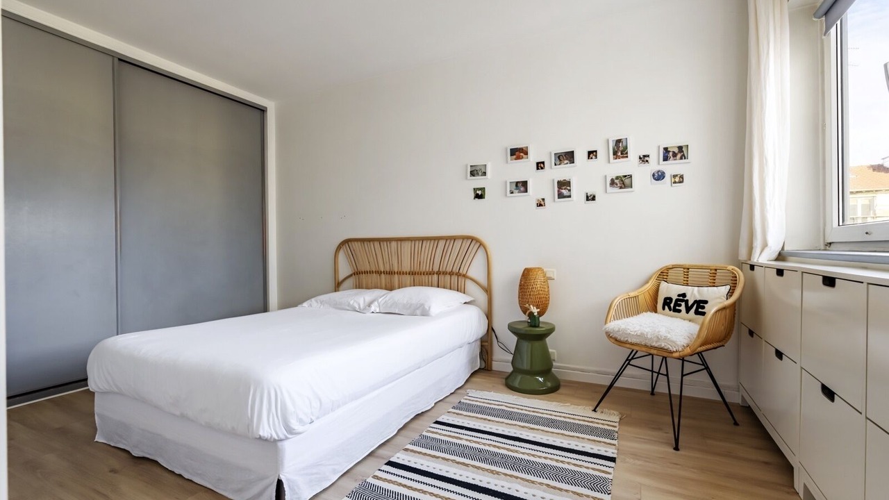Photo of Bedroom in Parchamp–Albert Kahn