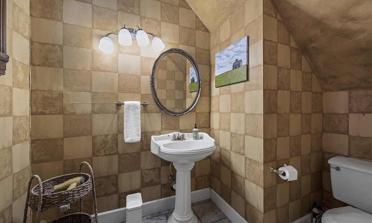 Photo of Bathroom in Central West End