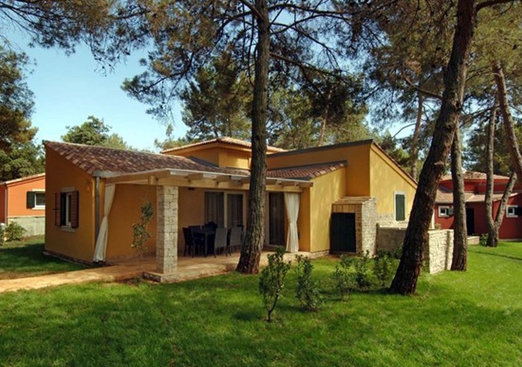 Photo of Outdoor in Monterol