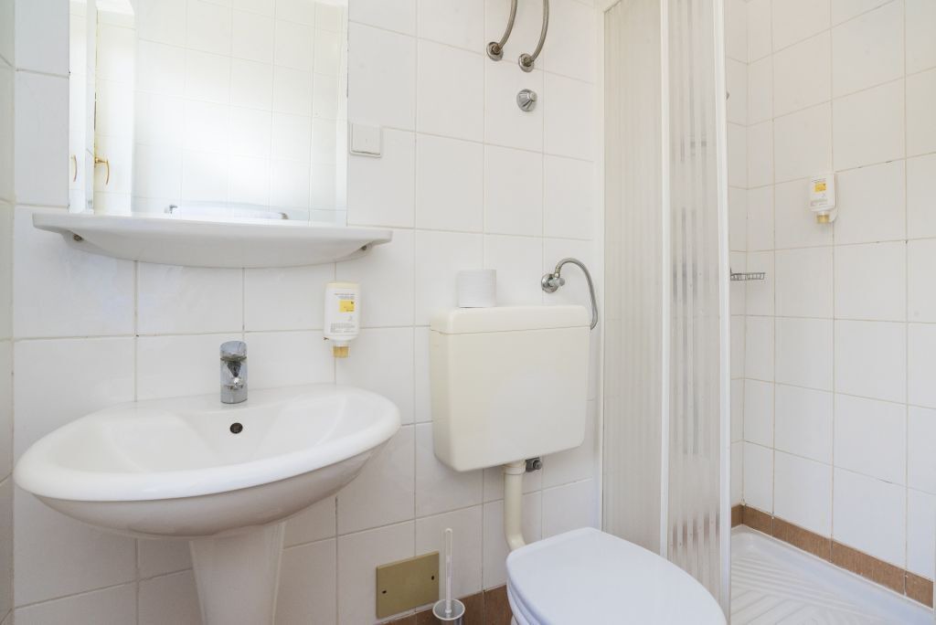 Photo of Bathroom in Katoro