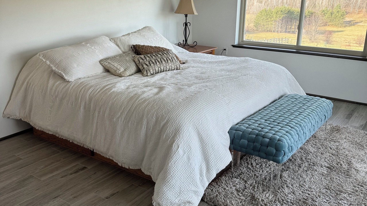Photo of Bedroom in Merrill