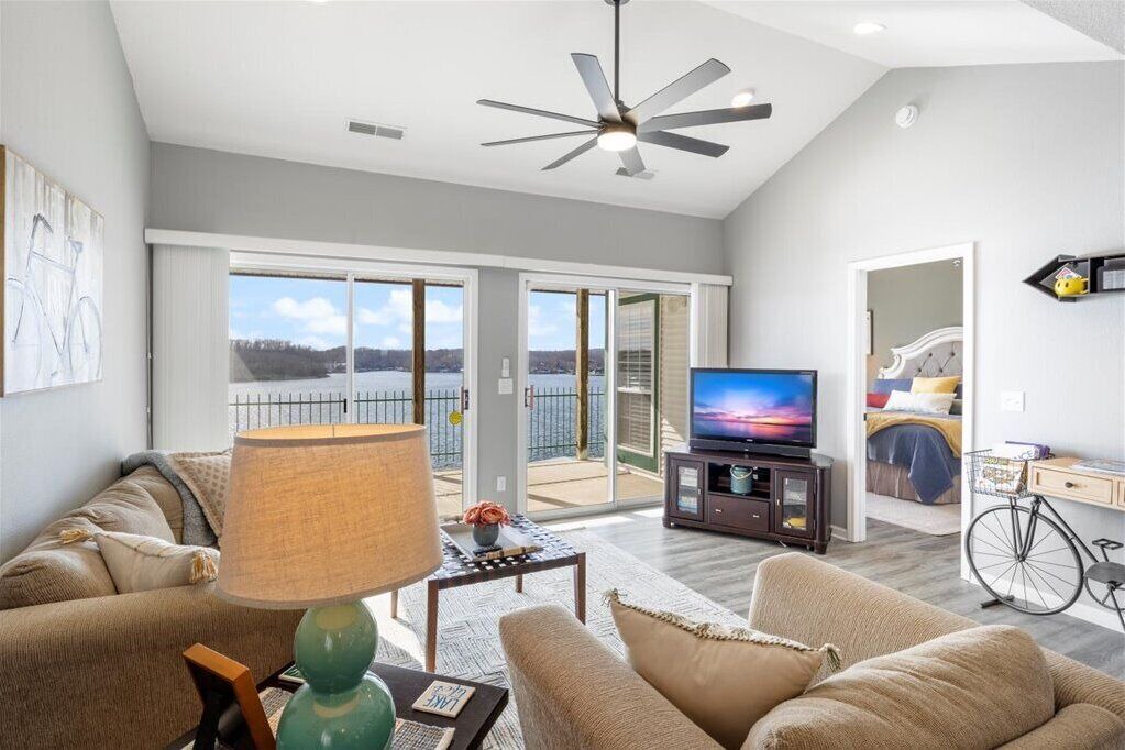 Photo of Livingroom in Lakeland