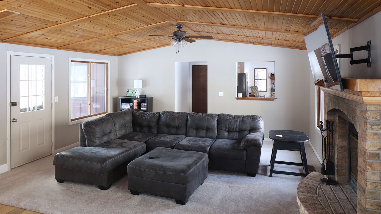 Photo of Livingroom in Canadian Lakes