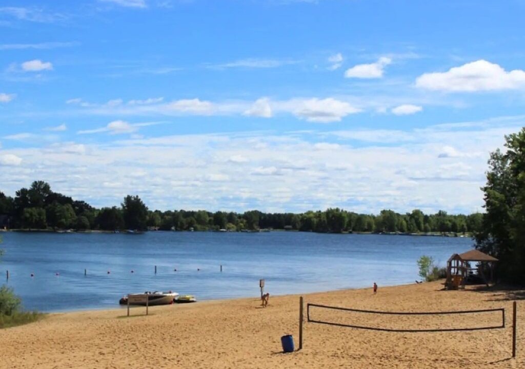 Photo of Others in Canadian Lakes