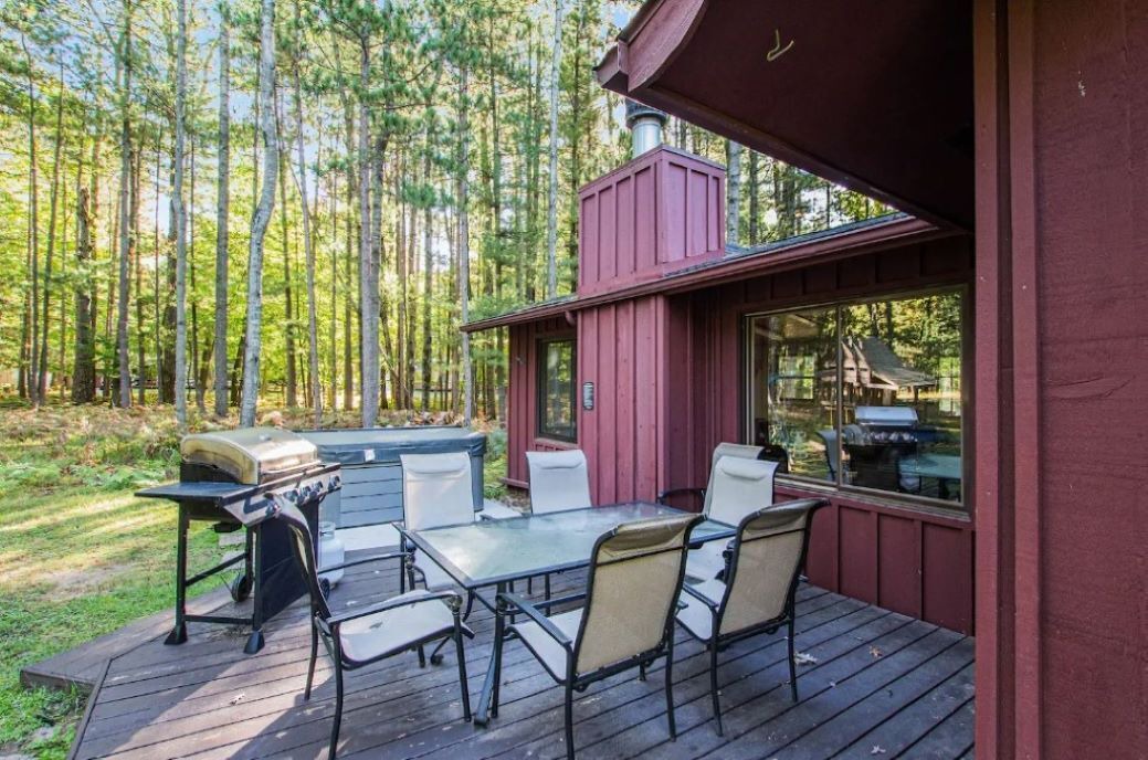 Photo of Outdoor in Canadian Lakes