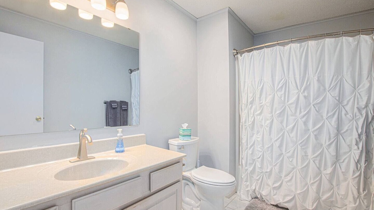 Photo of Bathroom in Canadian Lakes