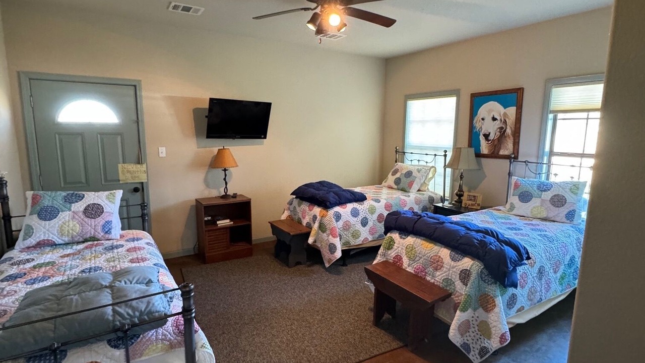 Photo of Bedroom in Mason