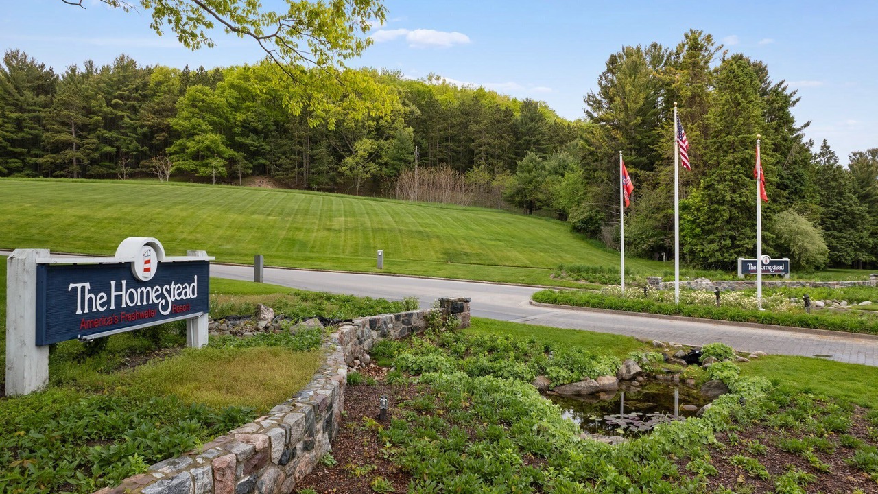 Photo of Outdoor in Maple City