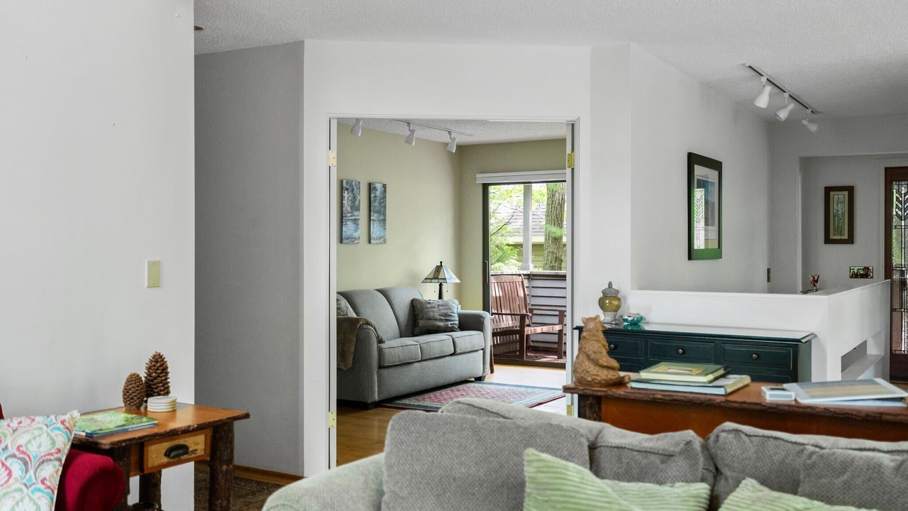 Photo of Livingroom in Maple City