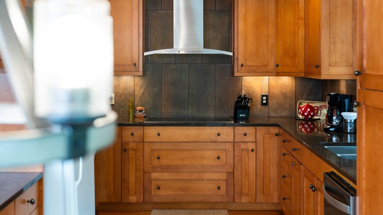 Photo of Kitchen in Maple City
