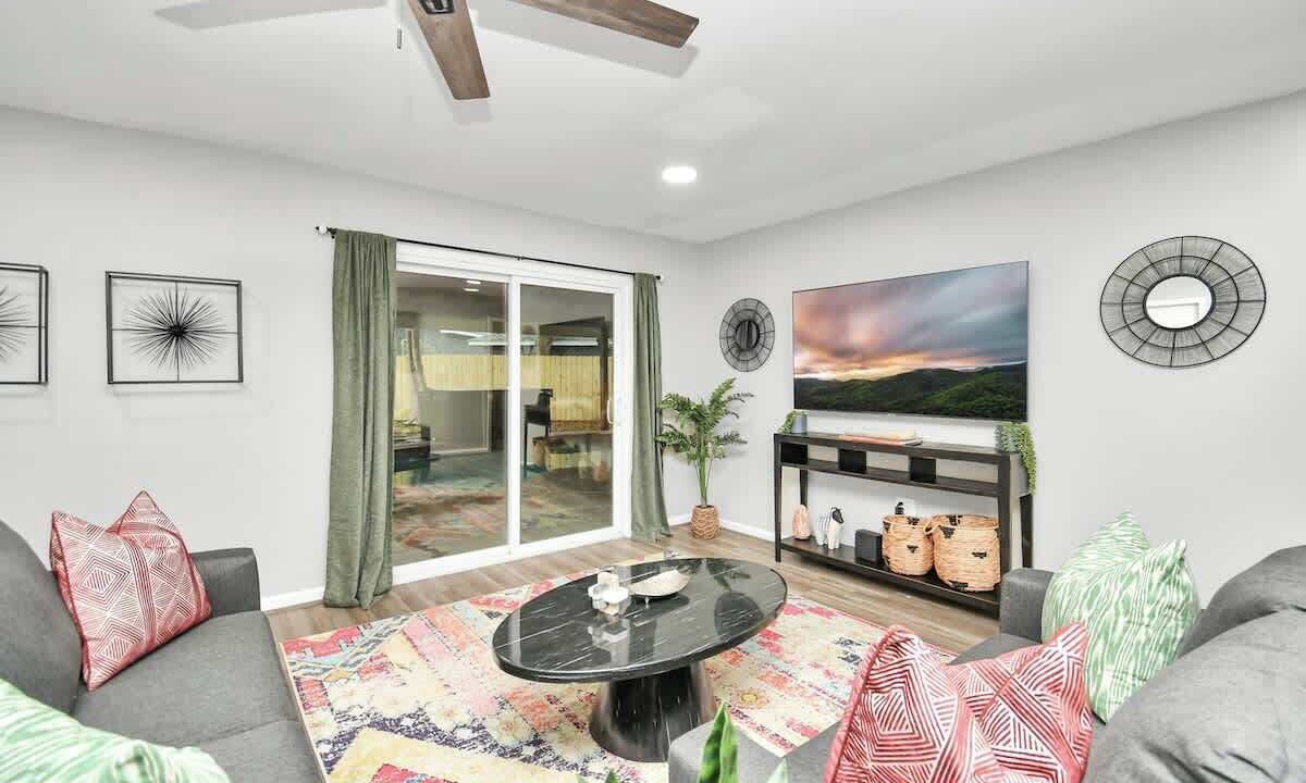 Photo of Bedroom in Friendswood