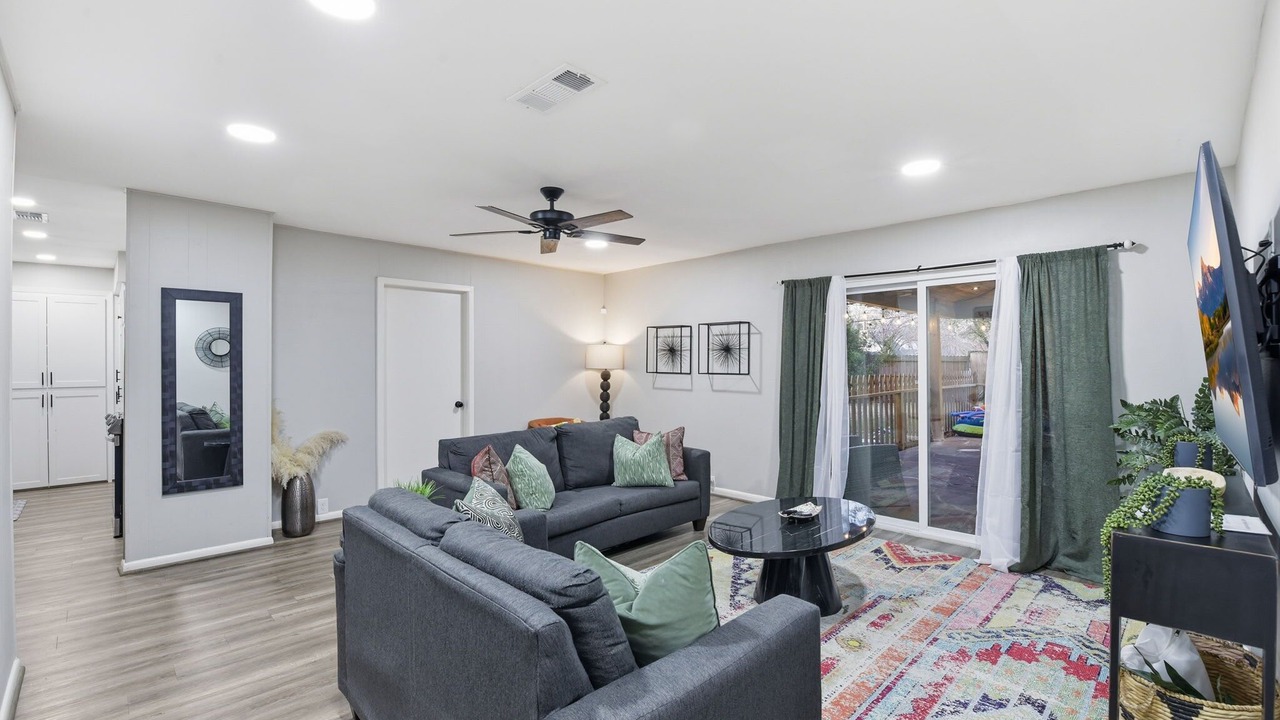 Photo of Bedroom in Friendswood