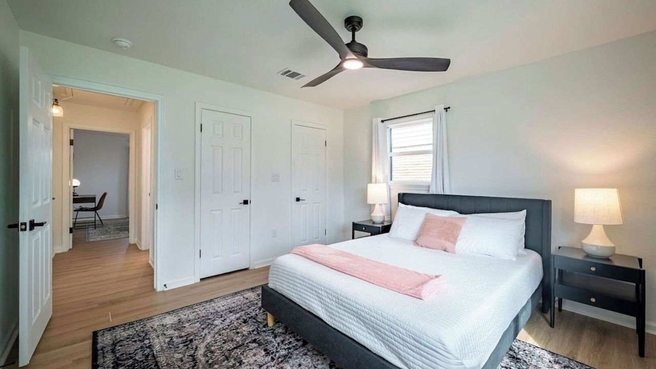 Photo of Bedroom in Spring Branch West