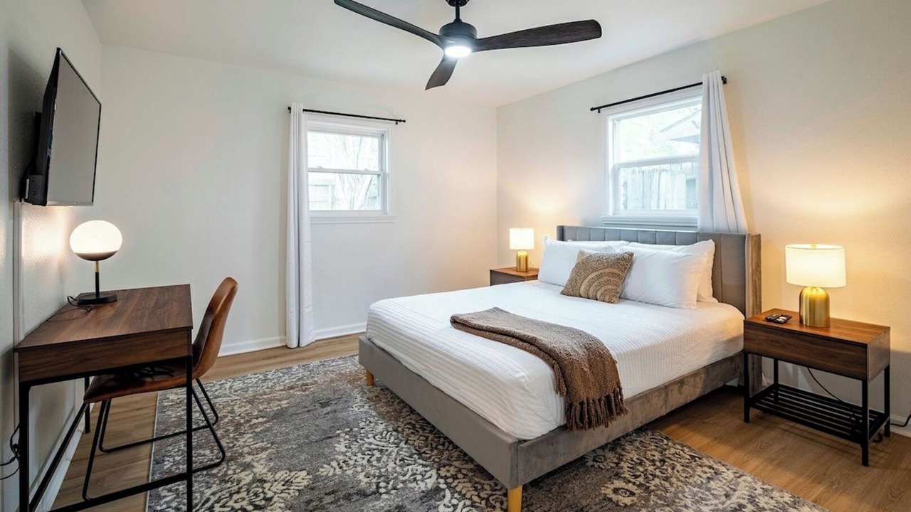Photo of Bedroom in Spring Branch West
