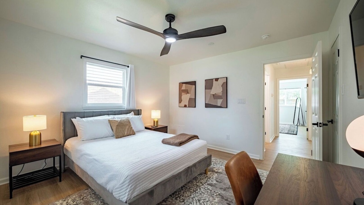 Photo of Bedroom in Spring Branch West